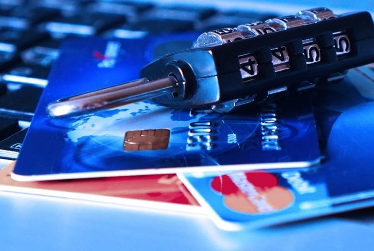 egy honap mulva kotelezo lesz