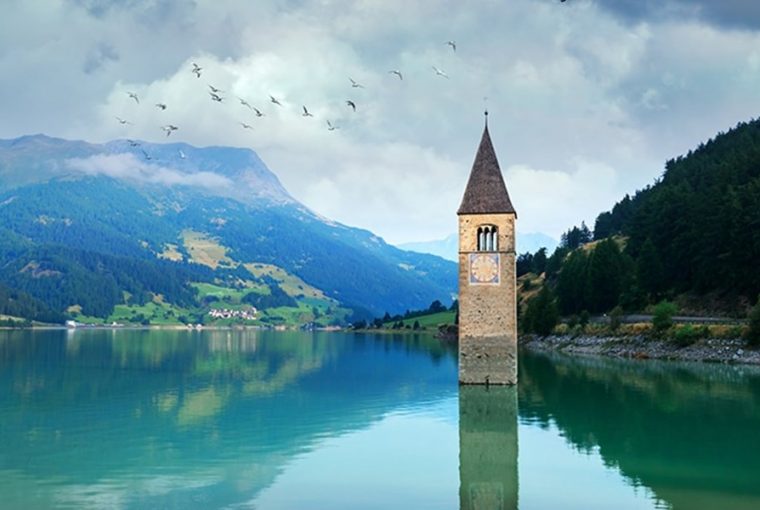 70 ev utan emelkedett ki a vizbol