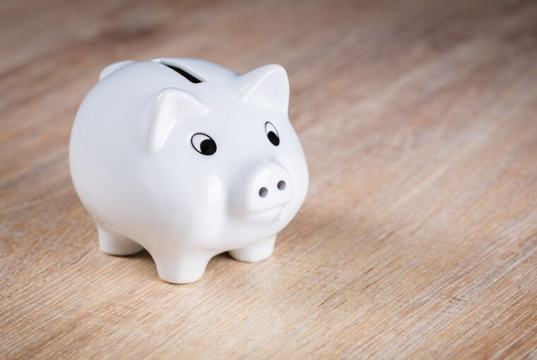 Hogyan spóroljunk okosan? A legjobb bankszámlák nyugdíjasoknak