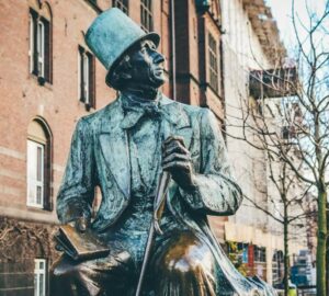 hans christian andersen furcsabb mesei