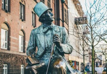 hans christian andersen furcsabb mesei