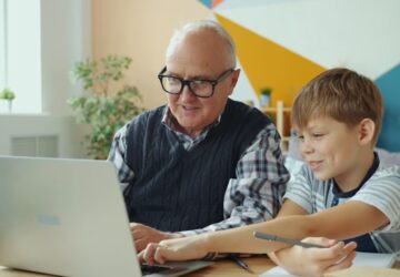 Online ügyintézés idősebb korban