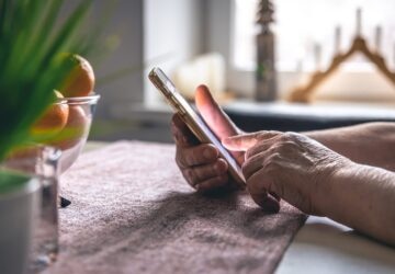 Nem minden rendőr rendőr, aki telefonál